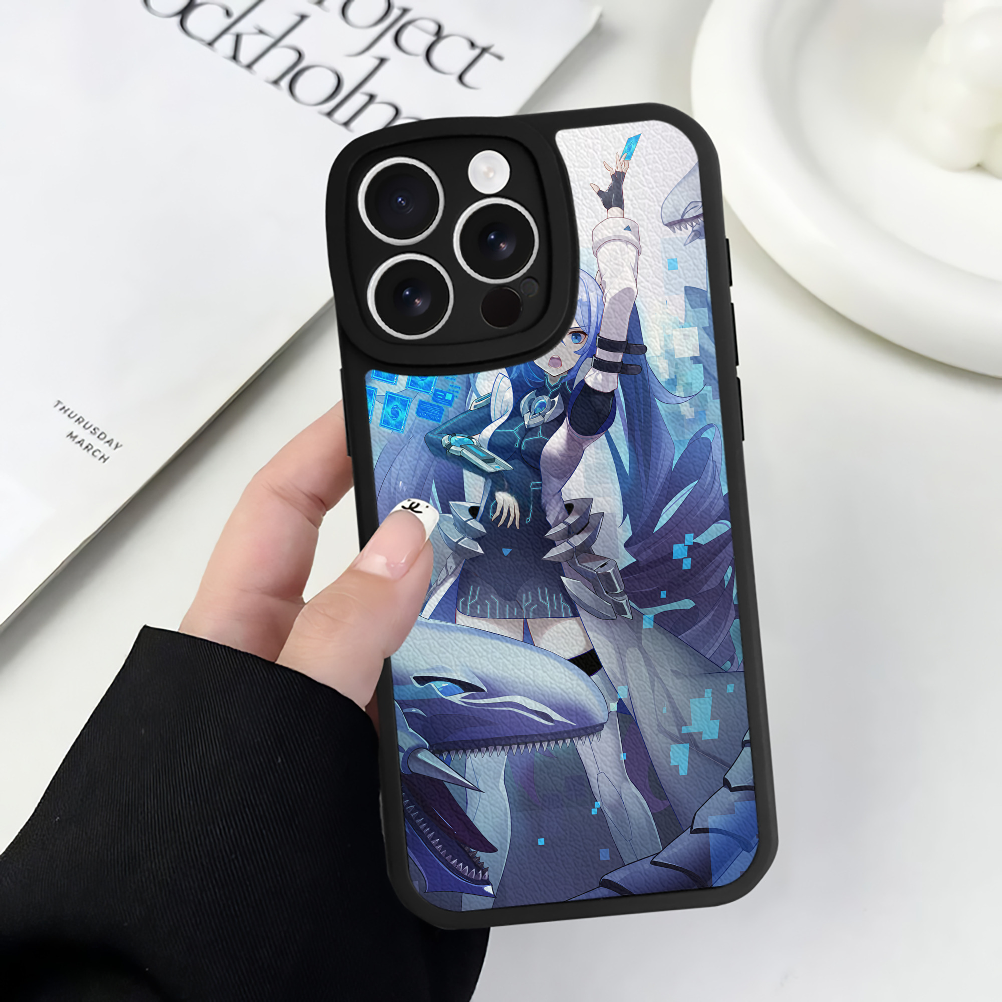 （画像用） 遊☆戯☆王 Yu-Gi-Oh! 【iPhone 16シリーズ対応】シリコンスマホケース（レザー調） 材質：シリコン